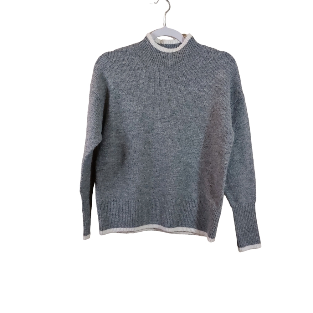 Max Studio Ladies Long Sleeve Sweater